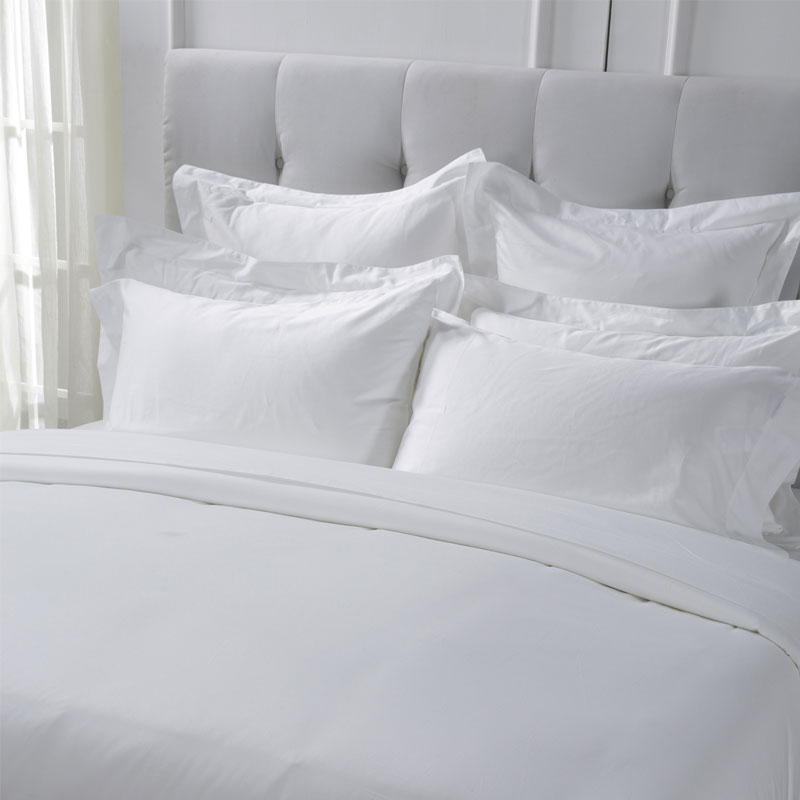 Комплект постельного белья из чистого белого хлопкового сатина T330
