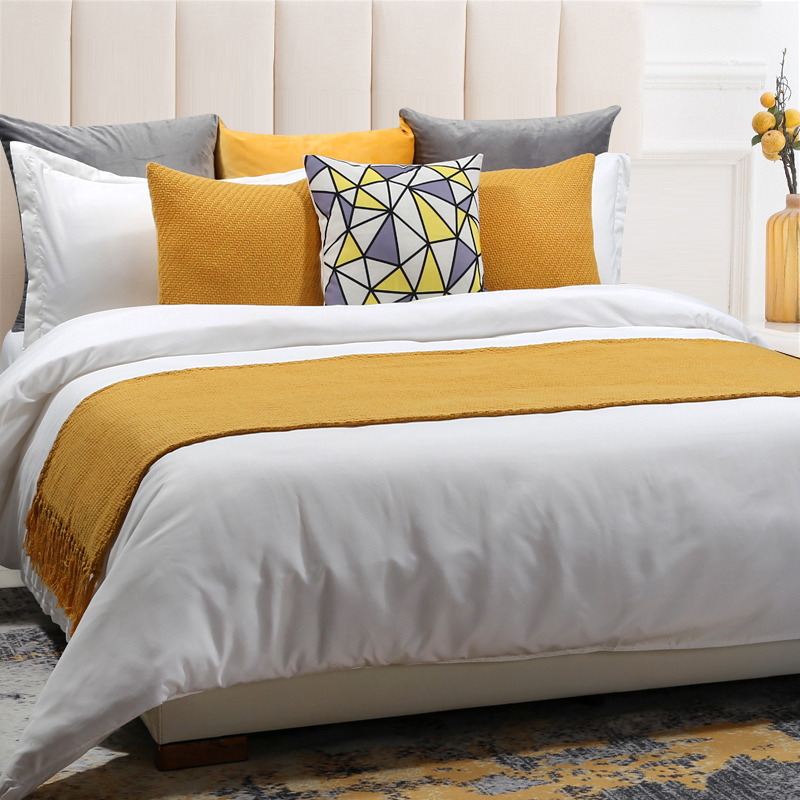 Комплект постельного белья для гостиниц из хлопка гладкого сатина белого цвета 250TC