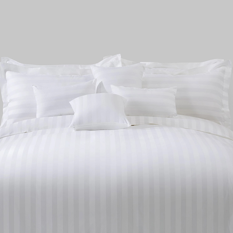 Комплект постельного белья для гостиниц из хлопкового сатина в полоску плотностью 300 нитей 